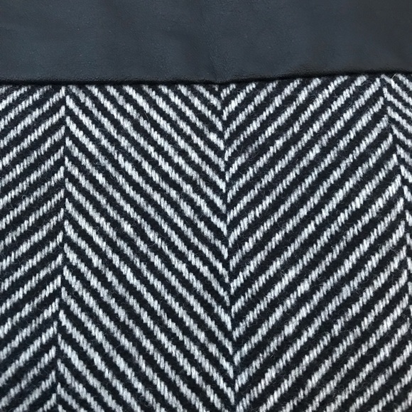 Herringbone skirt - Picture 2 of 4